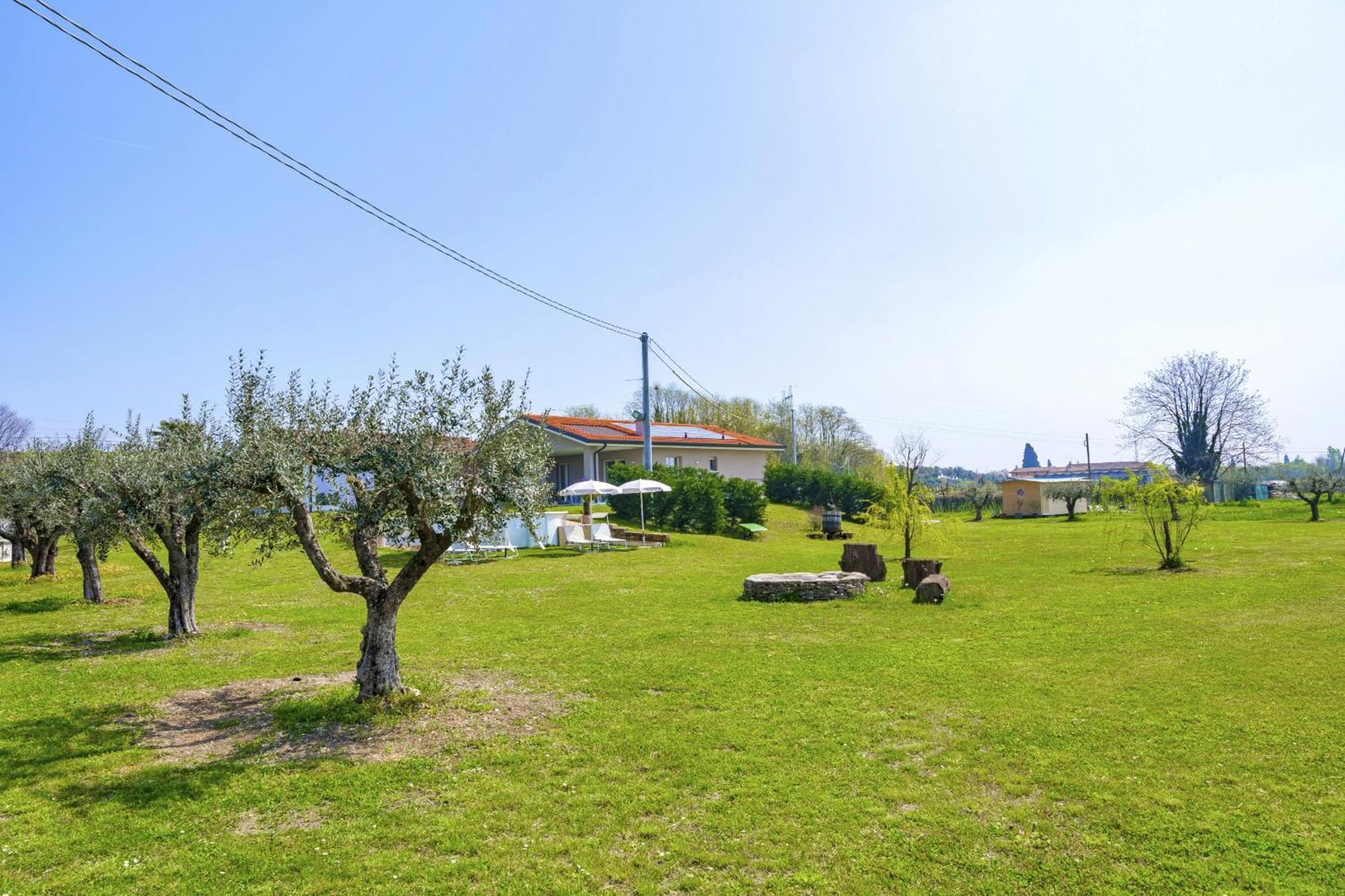 Lagobaldo Apartments - Regarda Travel Кола Экстерьер фото